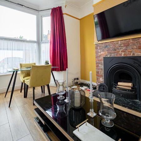 Stunning Victorian House Apartment Kingston upon Hull Bagian luar foto